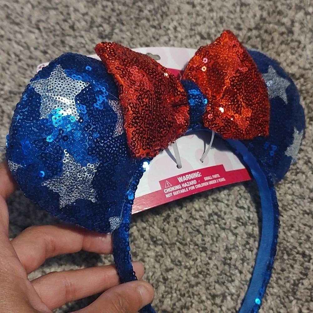 NWT Sequin Patriotic Minnie Mouse Ears